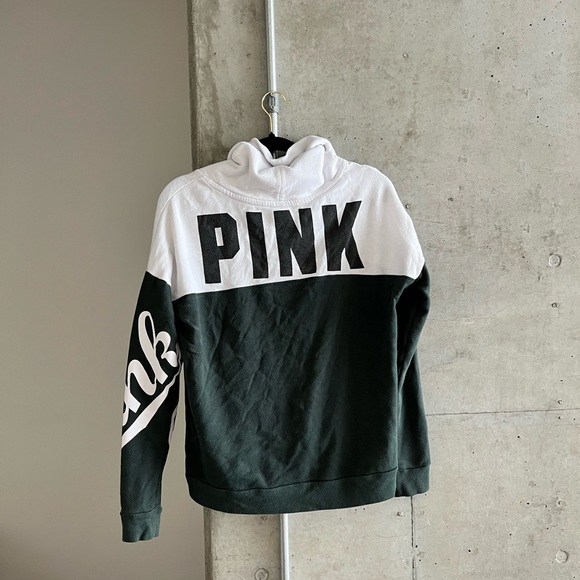 Sweater - Picture 4 of 4